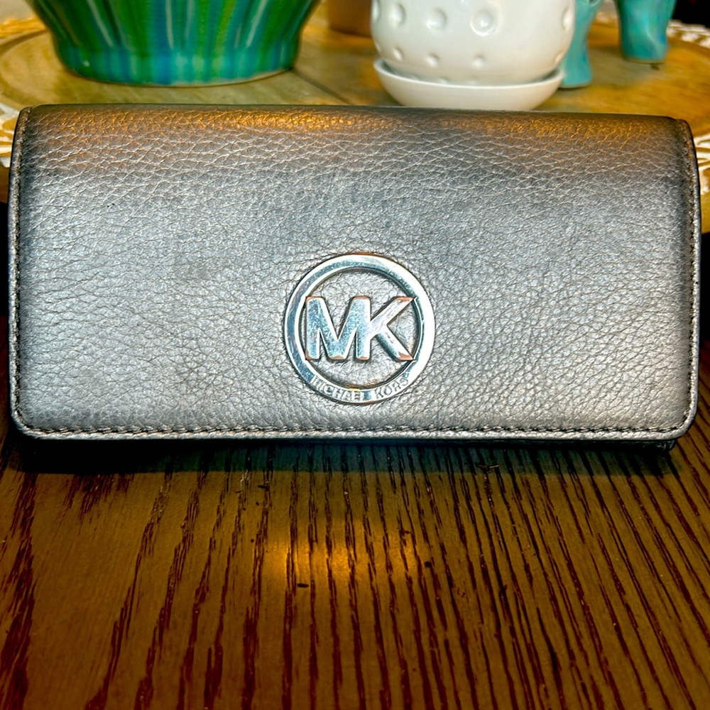Michael Kors wallet